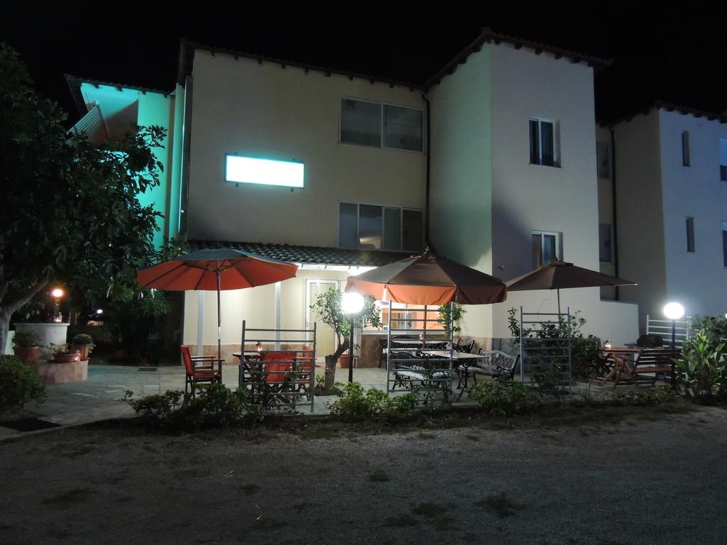 Studios Costa Porto Koufo Extérieur photo